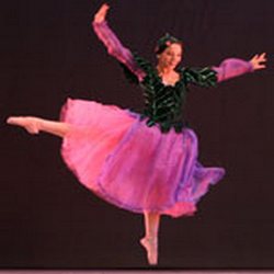 Cuban dancers at the VI International Ballet Gala in Nicaragua  